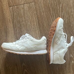 Reebok White Sneakers Size 6.5